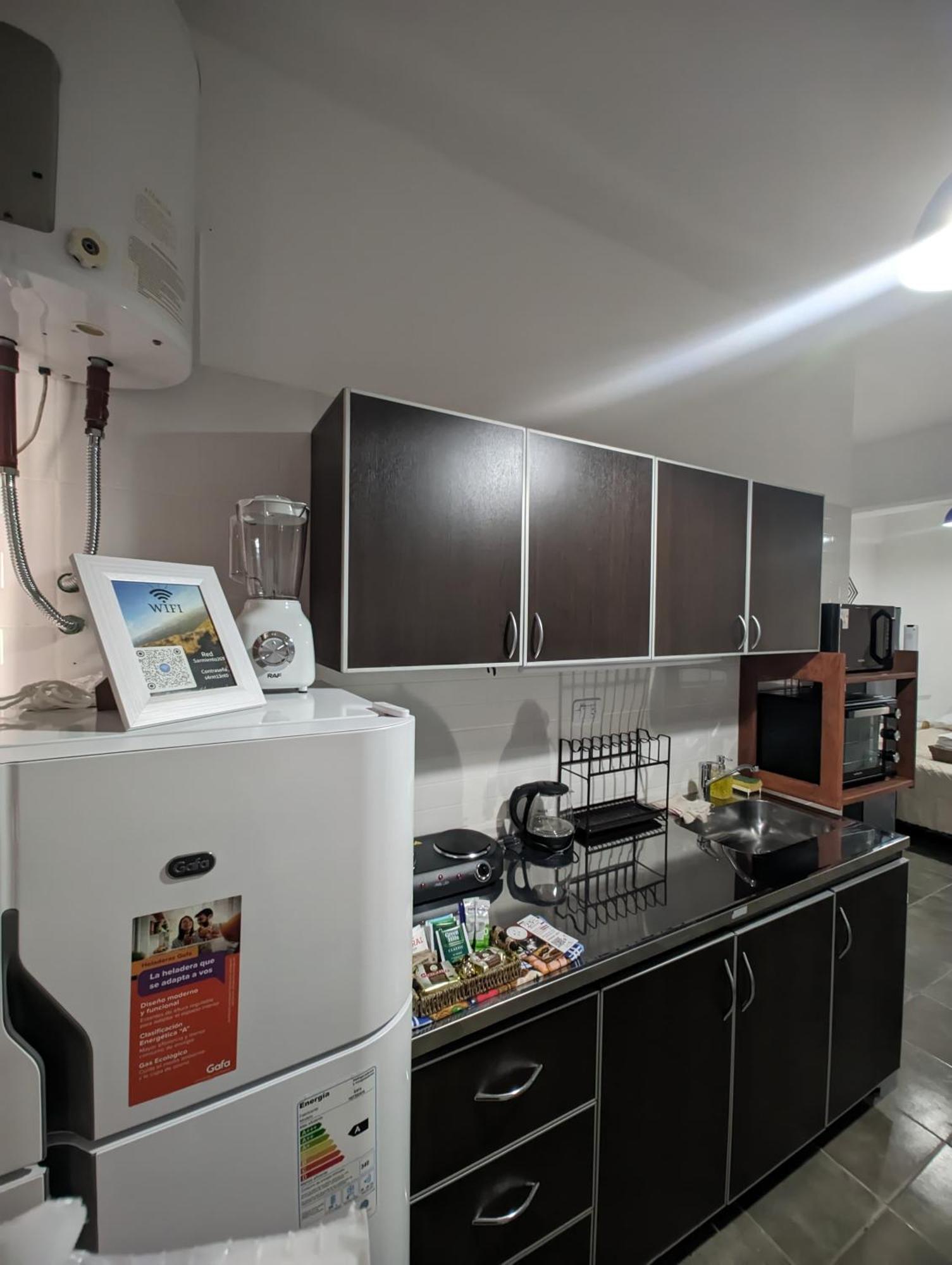 Departamento En Planta Baja, Centrico, Cochera Cubierta Sarmiento265apart D7 *